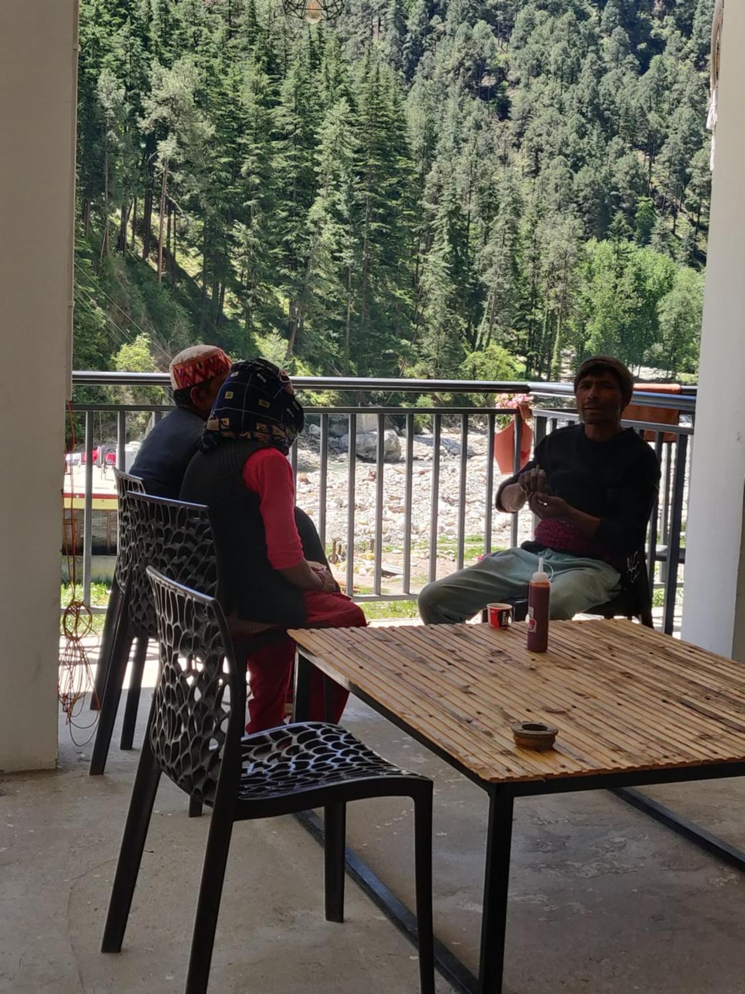 Himtrek Stays, Kasol Exterior foto